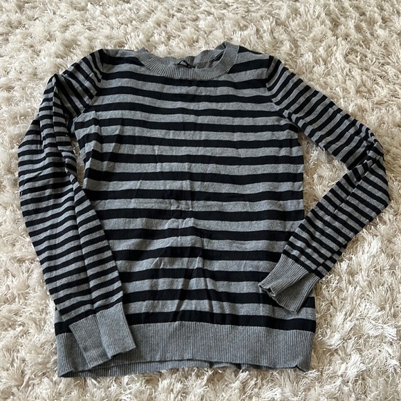 Like New Striped Sweater - Picture 1 of 3